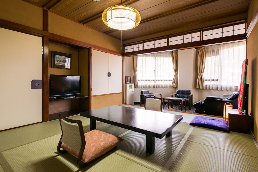 Hotel Shiroyama Jugavara Kültér fotó